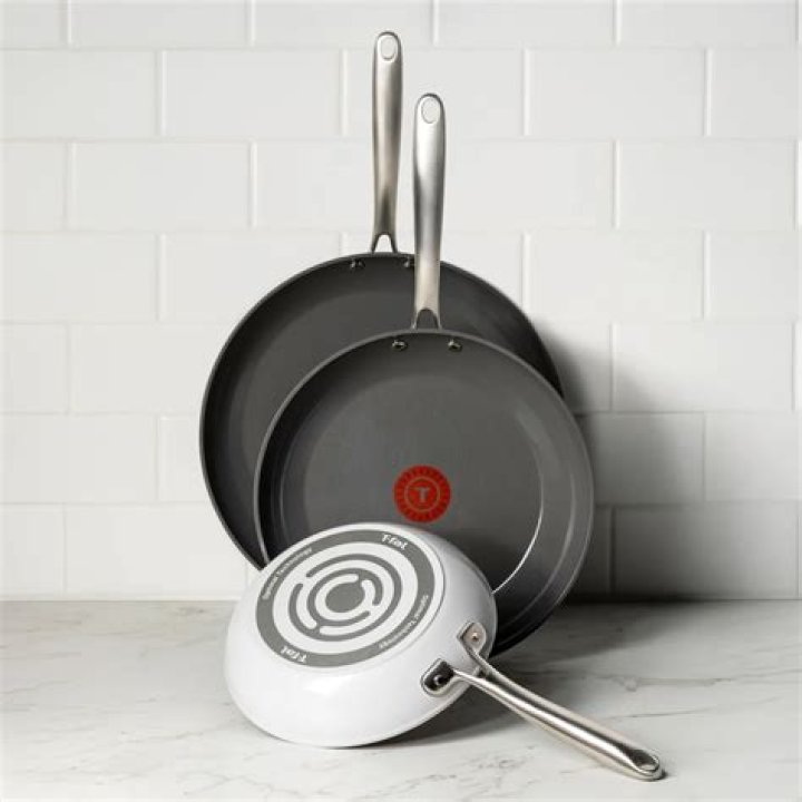 Are T Fal pans nonstick?