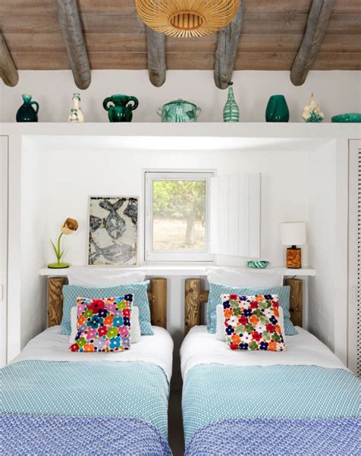 How can I decorate my small bedroom?