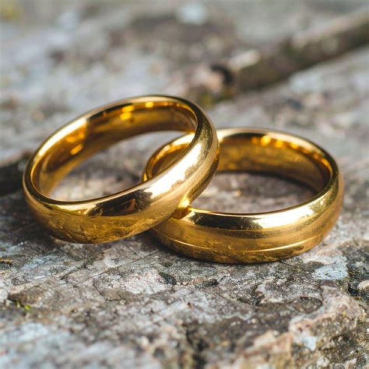 Which is better 22K or 18K gold?